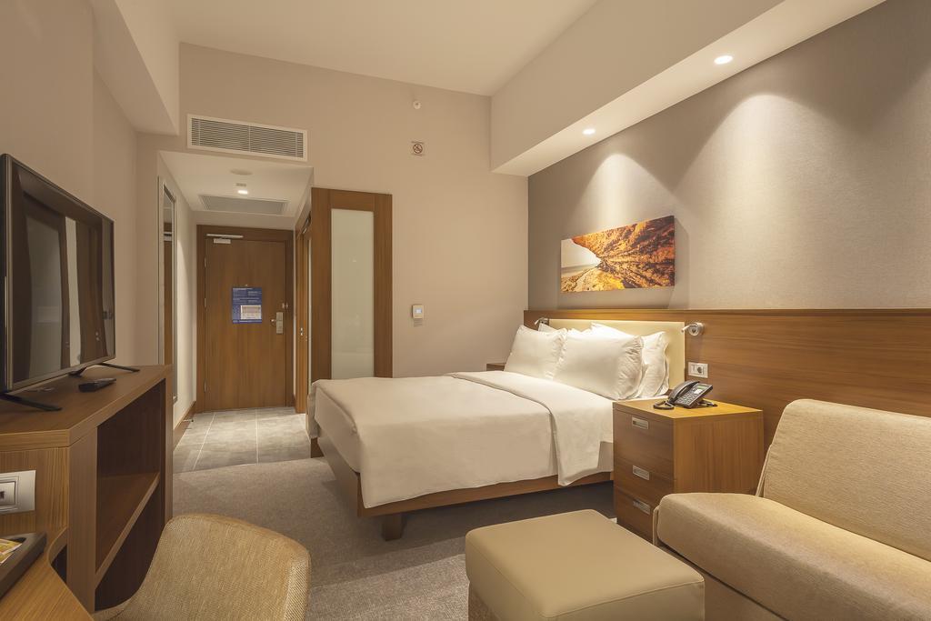 Hampton By Hilton Kocaeli Symbol Hotel Kültér fotó