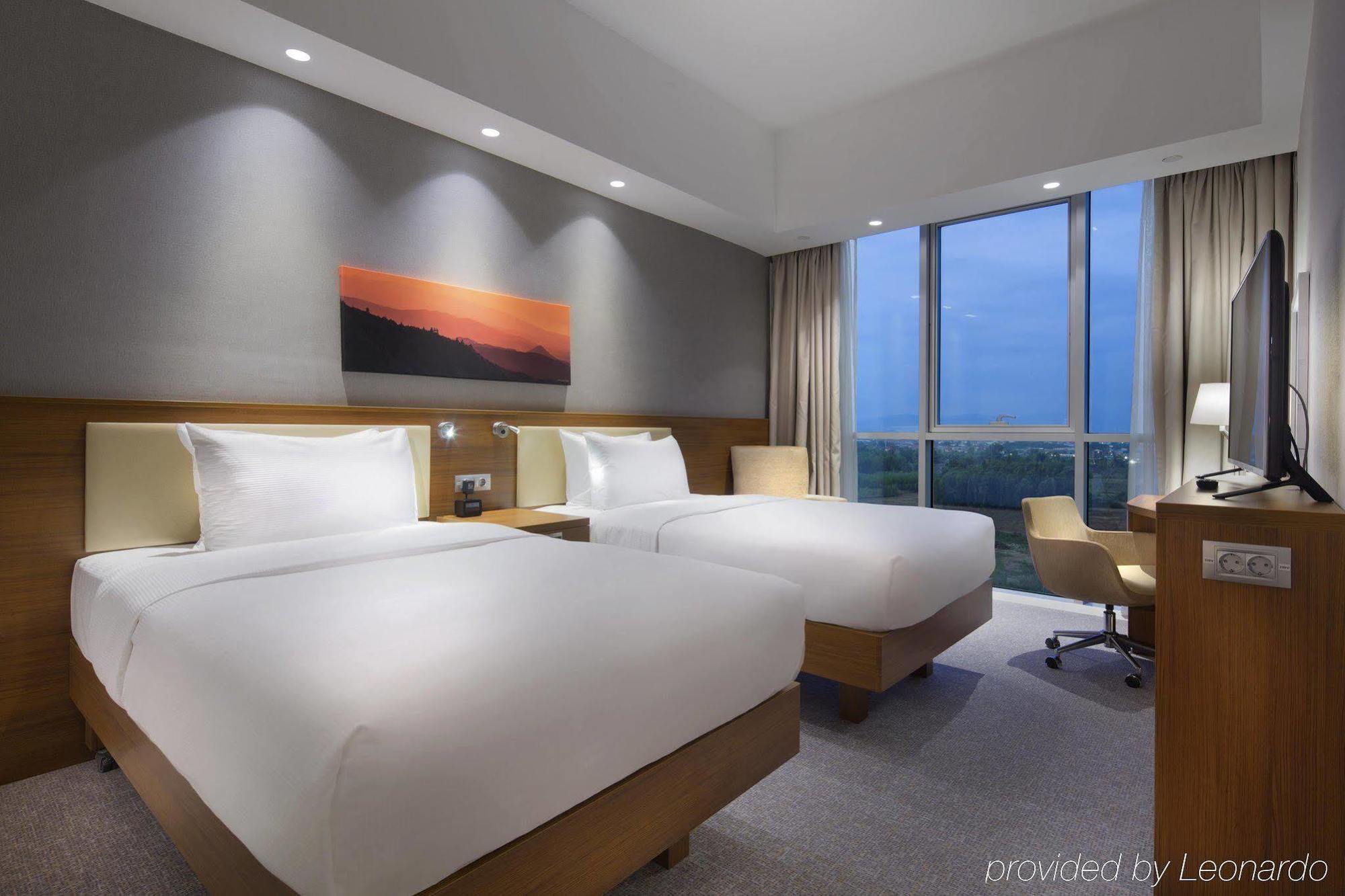 Hampton By Hilton Kocaeli Symbol Hotel Kültér fotó
